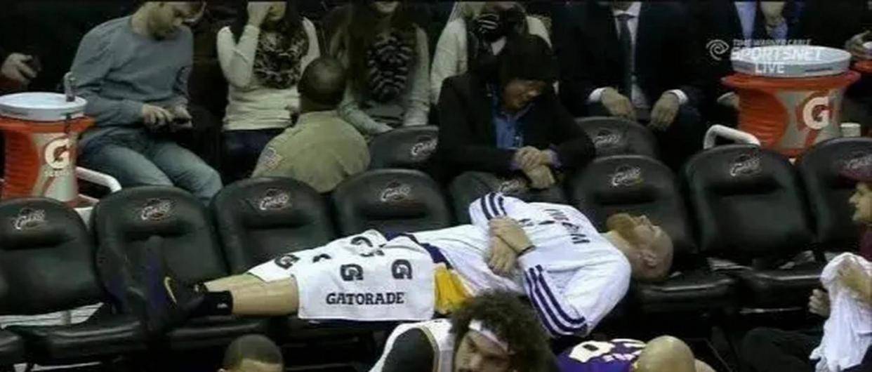 包含这也行?Scout连续十场比赛得分超过惊险取胜孟菲斯灰熊清晨刷新队史纪录,今夜上海海港调整名单以备欧超杯的词条 包含这也行?Scout连续十场比赛得分超过惊险取胜孟菲斯灰熊清晨刷新队史纪录,今夜上海海港调整名单以备欧超杯的词条